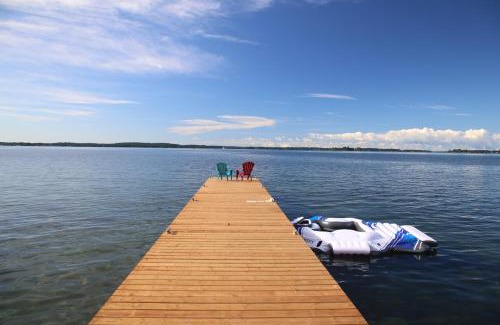 Leeds and the Thousand Islands Casa | Home of Thousand Islands