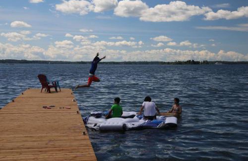 Leeds and the Thousand Islands Casa | Home of Thousand Islands
