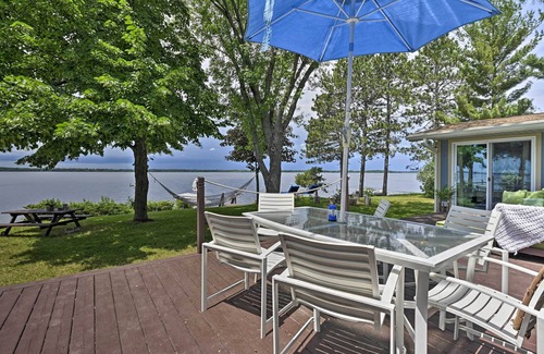 Friendship Casa | Breathtaking Castle Rock Lake Home: Waterfront Lot