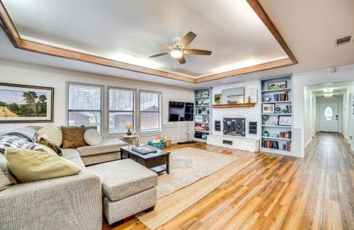 Yantis Casa | Home on Lake Fork Patio, Grill and Fire Pit!