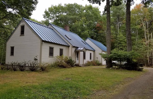 Bremen Casa | Hermosa casa en McCurdy Pond con un entorno tranquilo-2 de septiembre al 15 de noviembre $ 200 / noche