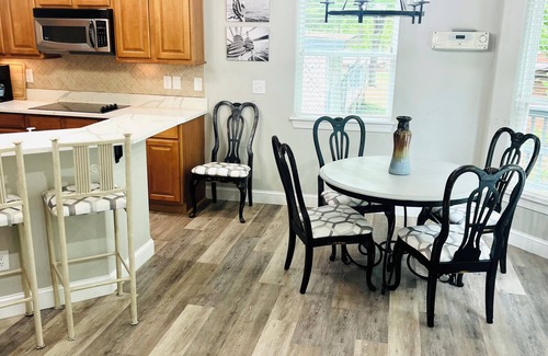 Grove Casa | Casa perfecta para familias o grupos pequeños