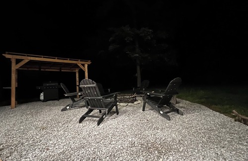 Sloans Valley Casa | Home/ Sleep 14/ Lake/ 2Bath/ 4Bed/ Near Boat Ramp/ Pet Friendly
