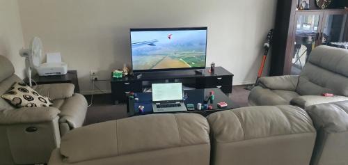 Wyndham Vale Casa | Home stay