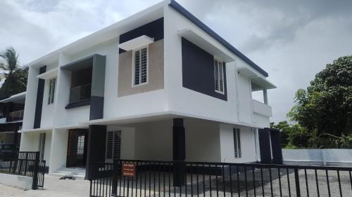 Kunnamkulam Casa | Home Stay Near Guruvayur Thrissur