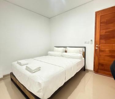 Renon Casa | Home Stay Room in Bali Near Sanur Beach