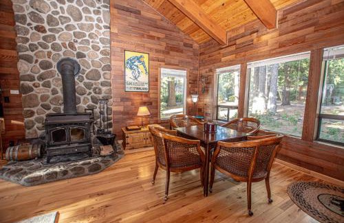 Tahoe Sierra Estates Casa | Home Swede Home By Hauserman Rentals