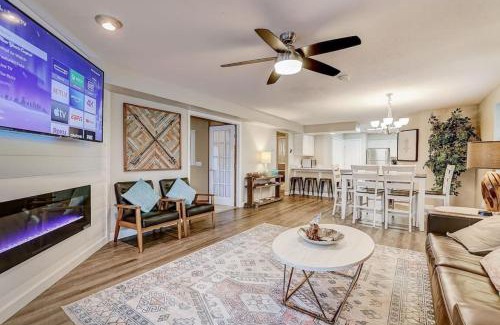 Lake Delton Apartamento | Home Sweet Getaway for Families and Adults