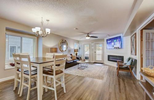 Lake Delton Apartamento | Home Sweet Getaway for Families and Adults