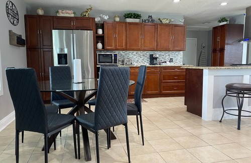 Braithwaite Casa | Acogedora casa espaciosa cerca de Nueva Orleans
