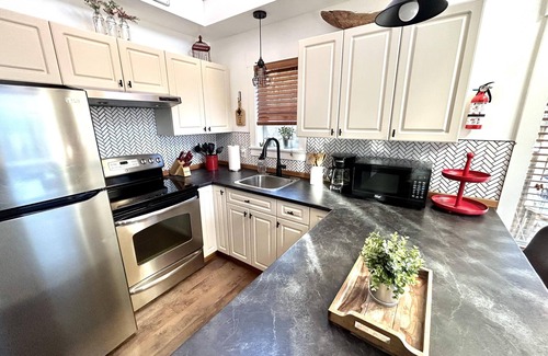 Anglemont Cabina | Cabaña de la casa de campo - Anglemont, BC. Shuswap del norte