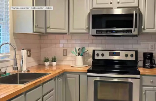 Beaufort Casa | Home Under The Oaks - Sleeps 6!