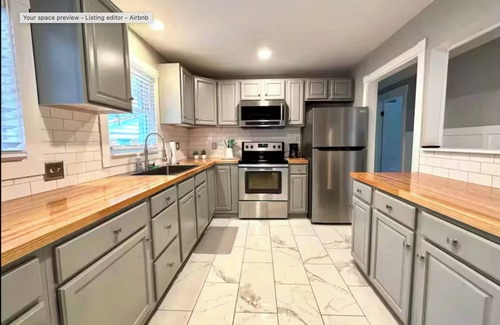 Beaufort Casa | Home Under The Oaks - Sleeps 6!