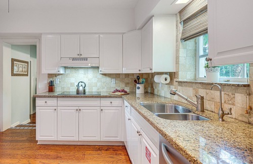 Harbor Beach Casa | Home w/Lanai, Close to Beaches in Fort Lauderdale