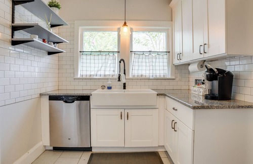 Lakeland Casa | Home w/Private Yard < 2 Mi to Hollis Garden!