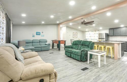 Kingston Casa | Home with Fire Pit and Foosball in Lake Texoma!