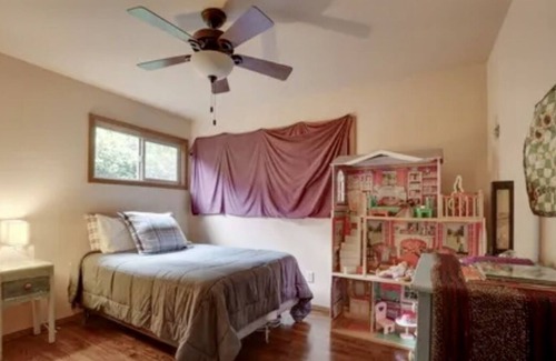 Rio Dell Casa | Home with Giant Redwood’s on the Eel River (w/river access)