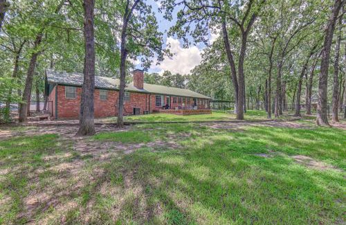 Mead Casa | Home with Lake Texoma View, Game Room and Bar
