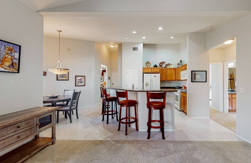 Marana Casa | Home with private outdoor space, grill, central AC, & washer/dryer