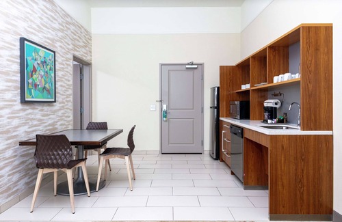 Terry Sanford Hotel | Home2 Suites by Hilton Fayetteville Fort Bragg