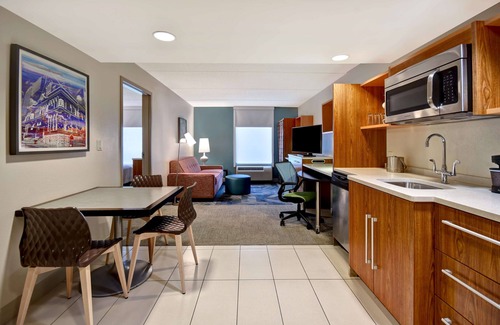Music Row Hotel | Home2 Suites by Hilton Nashville Vanderbilt, TN