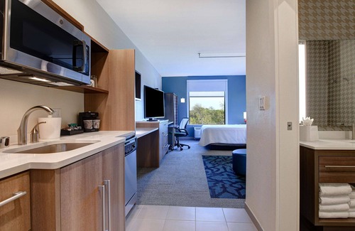 Plano Hotel | Home2 Suites by Hilton North Plano Hwy 75