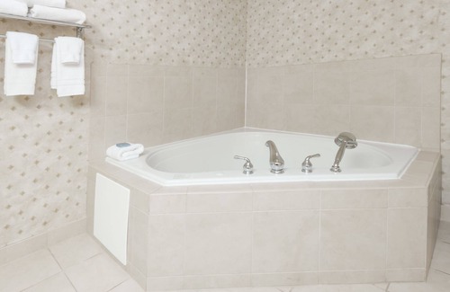 Weldon Spring Heights Hotel | Research Park Inn St Louis West – Chesterfield