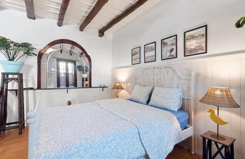 Telde Chalet De Esquí | Home2Book Charming Rustic Retreat in Telde