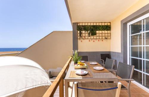Arenas del Mar Casa | Home2Book Ocean View House El Médano, Pool