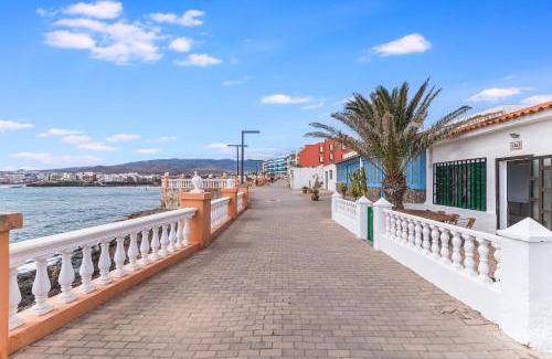Telde Casa | Home2Book Oceanfront Bliss in Taliarte