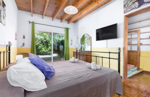 Triquivijate Casa | Home2Book Quiet Villa with Private Pool