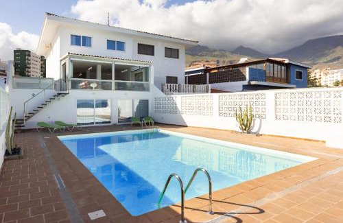Candelaria Casa | Home2Book Stunning Sea Views House, Private Pool
