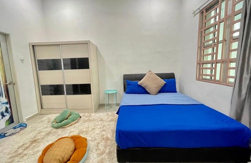 Central Seberang Perai Casa | Home36#8pax#4bedroom#NearAeonAlma#Mcd