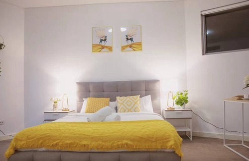 Homebush Apartamento | Homebush Lovely 2Br Apartment + Parking
