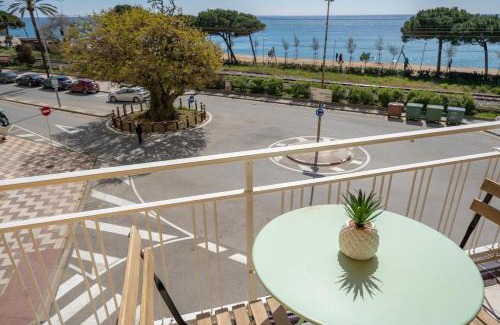 Pineda de Mar Apartamento | HomeHolidaysRentals Eiffel - Costa Barcelona