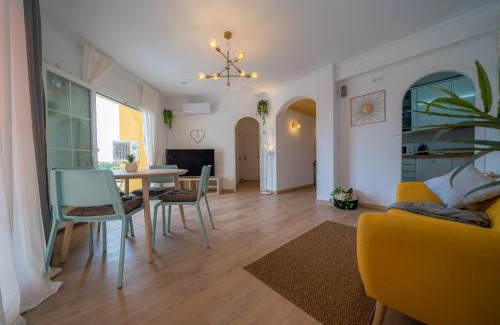 Pineda de Mar Apartamento | HomeHolidaysRentals Eiffel - Costa Barcelona