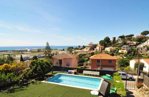 Santa Susanna Villa | HomeHolidaysRentals Corinne