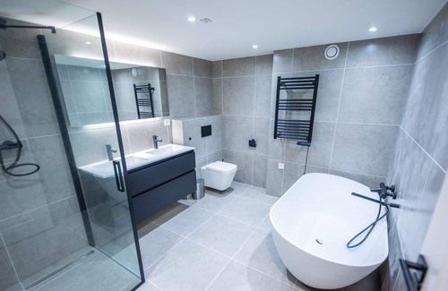 Delfshaven Apartamento | Homelike 2 Bed Serviced Apartment 105m2 -NB304H-