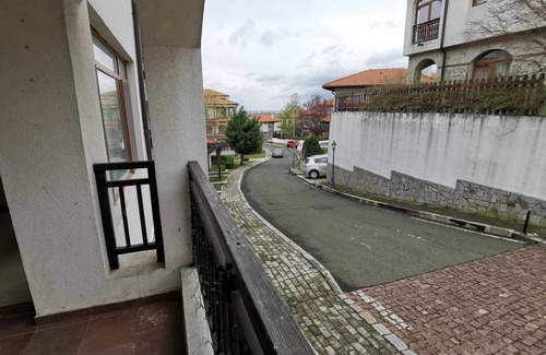 Aheloy Apartamento | Homely, 2 Bed Apt, 4* Vineyards