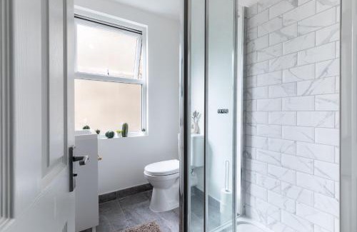 Hammersmith and Fulham Apartamento | Homely 3 Bedroom House in Hammersmith