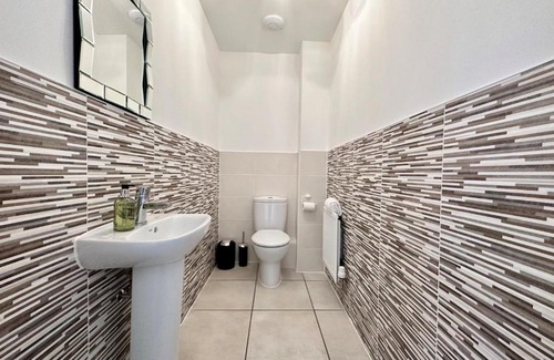 Bicester Casa | Homely 3 bedroomed House in Bicester