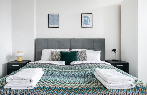 Prenzlauer Berg Apartamento | Homely Berlin - Spacious, Modern, S-Bahn Nearby , Groups & Families