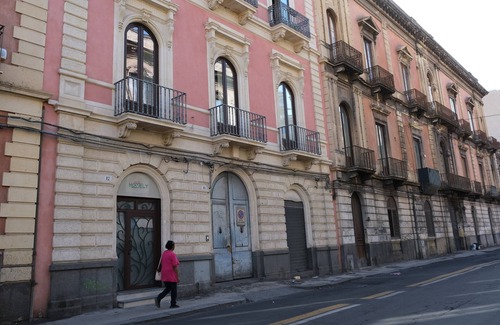 Borgo-Sanzio Casa | Homely Catania