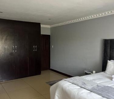 Greater Johannesburg Metropolitan Area Casa | Homely Palace Guesthouse