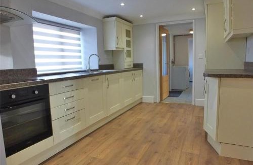 Jameston Casa | Homely Pembrokeshire Farmhouse