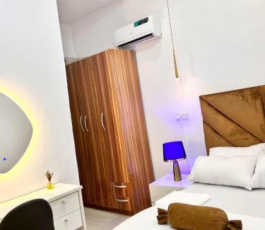 Ofin Apartamento | Homely Shortlet Apartment LBS, AJAH