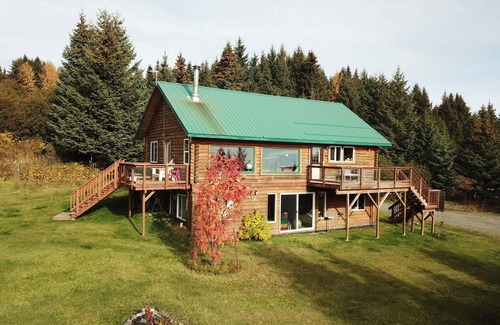 Homer Casa | Homer, Alaska 4BR House-great views, dogs welcome, close to town