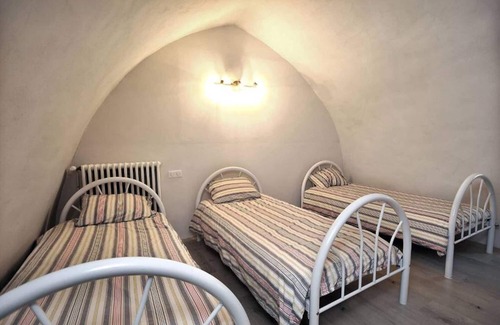 Saint-Georges-de-Levejac Casa | Homerez - Big house for 13 ppl. at Saint Georges de Levejac