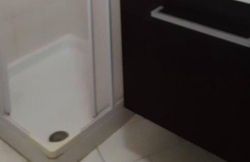 Torre Melissa Apartamento | Homerez - ¡A 10 m de la playa! Estudio para 3 pers. con balcón en Torre Melissa