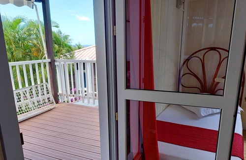 Bouillante Casa | Homerez - ¡A 150 m de la playa! Bungaló para 4 pers. con terraza en Bouillante